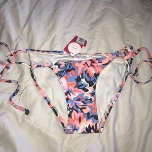 swimsuit bottoms